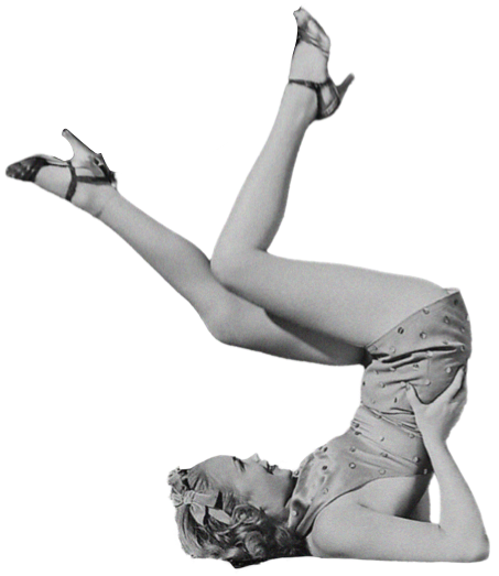 Mujer tumbada con las piernas elevadas